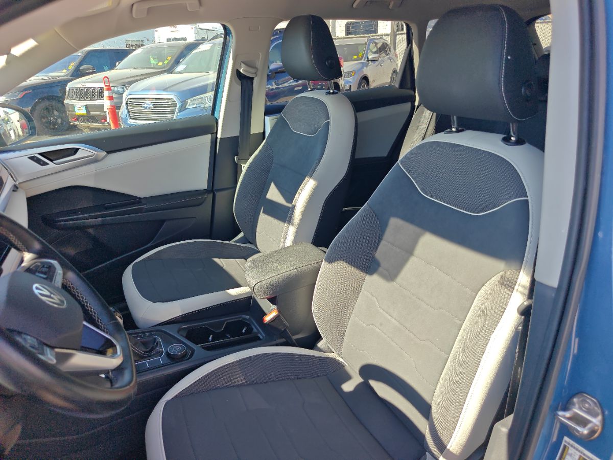 Volkswagen Taos photo 22