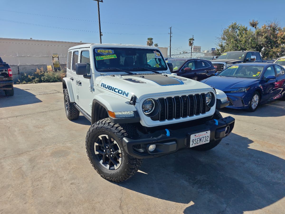 Jeep Wrangler photo 3