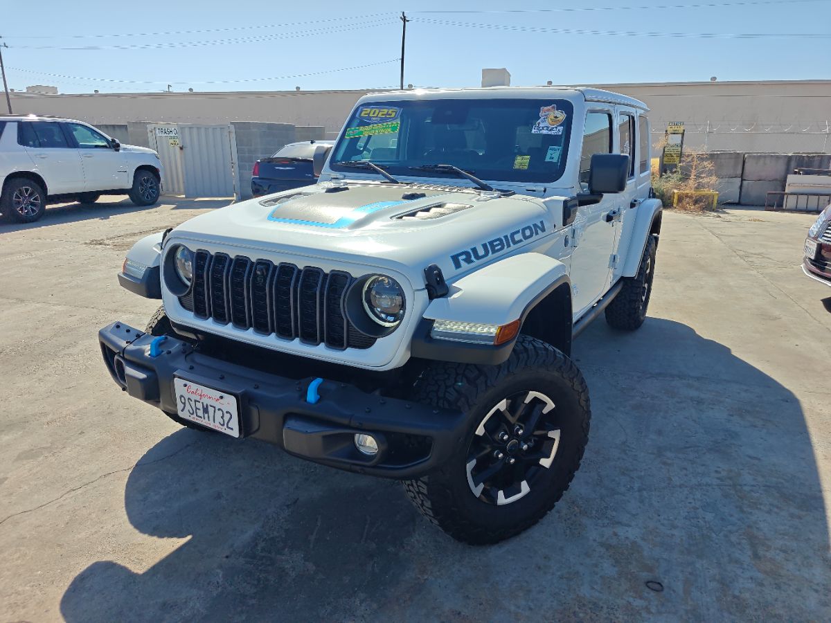 Jeep Wrangler photo 4