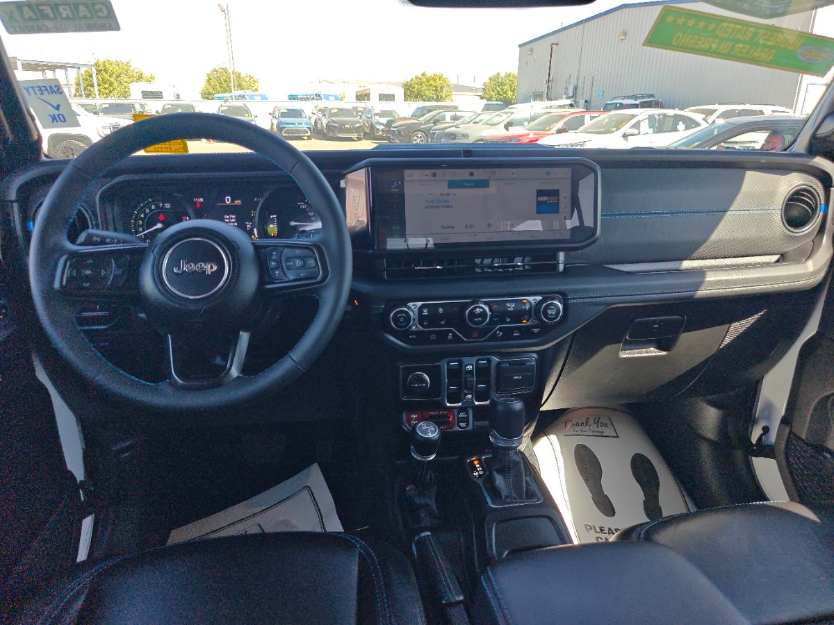 Jeep Wrangler photo 20