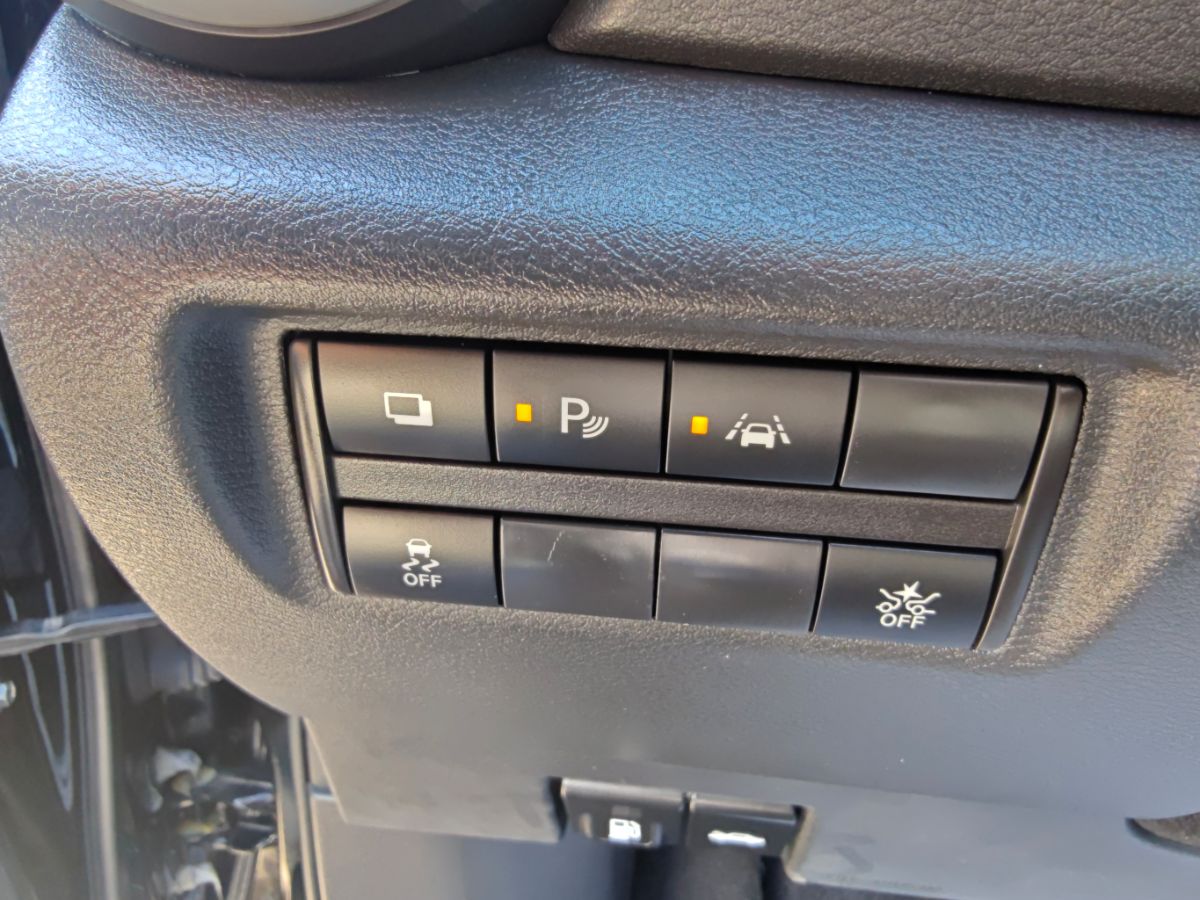 Nissan Versa photo 24