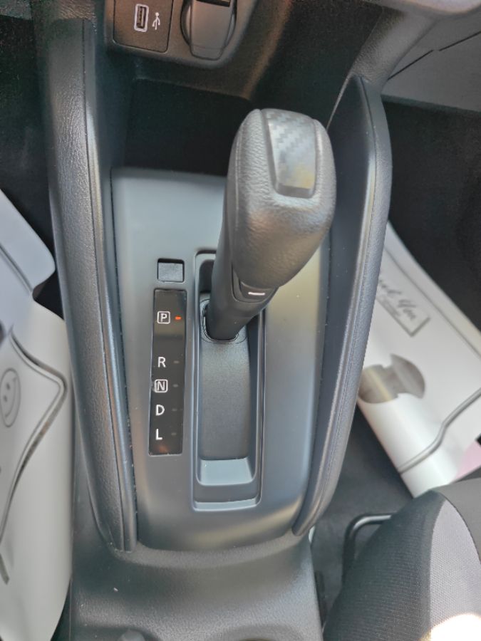 Nissan Versa photo 31