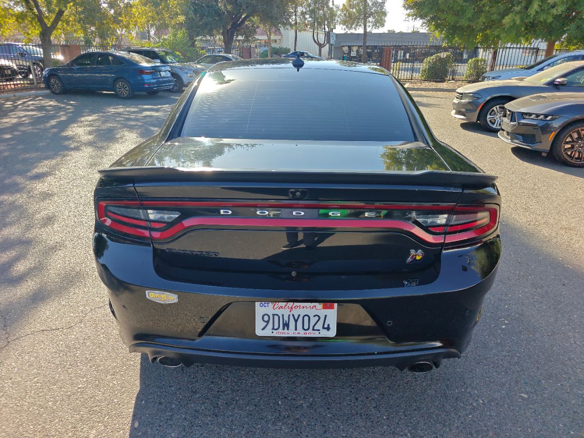 Dodge Charger photo 11