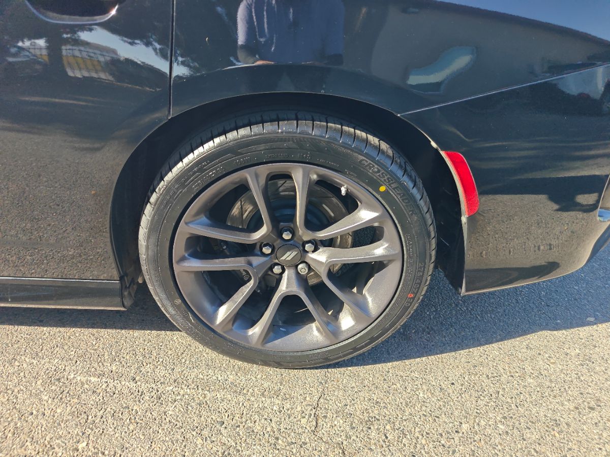Dodge Charger photo 15