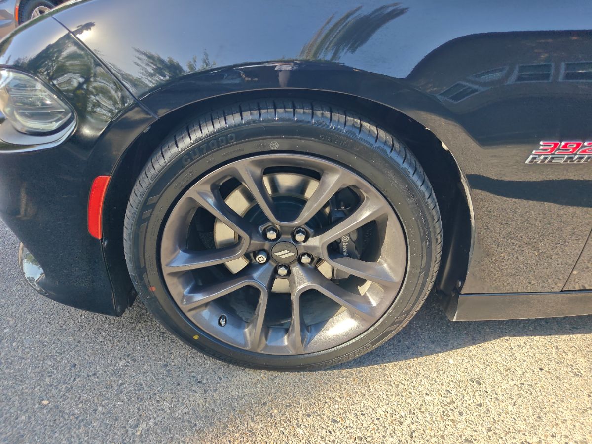 Dodge Charger photo 16