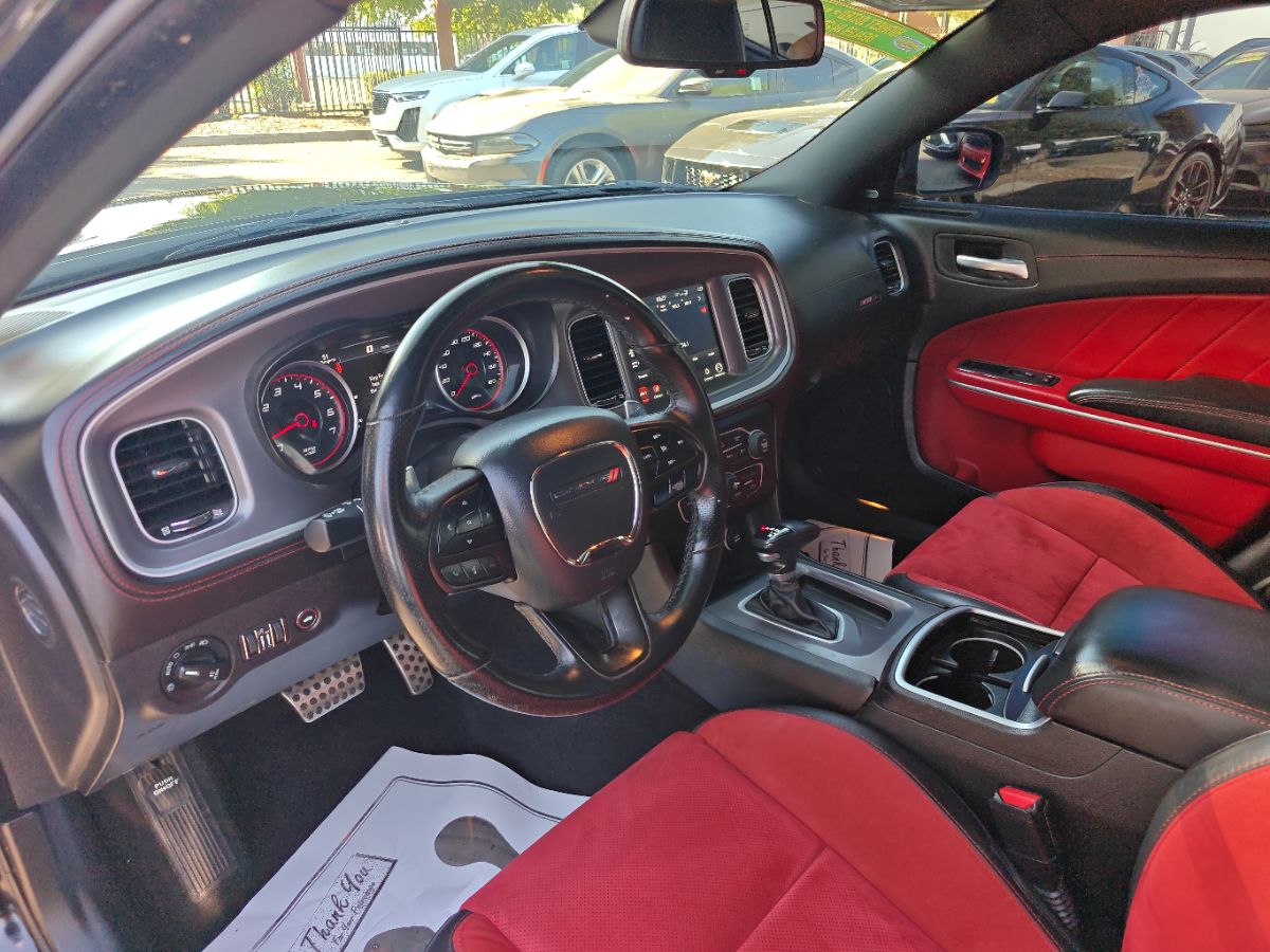 Dodge Charger photo 23