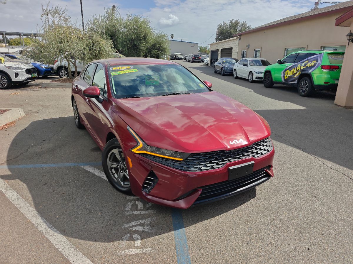 Kia K5 photo 3