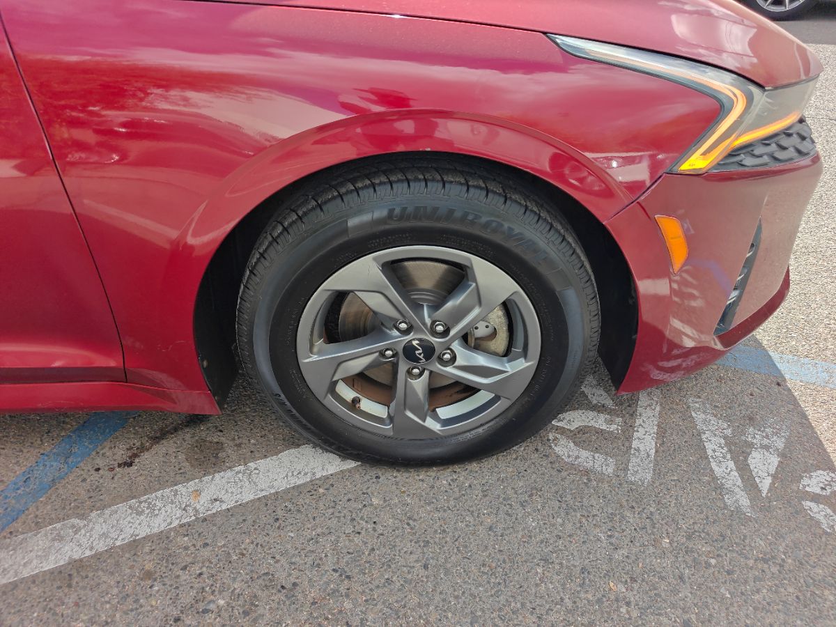 Kia K5 photo 8