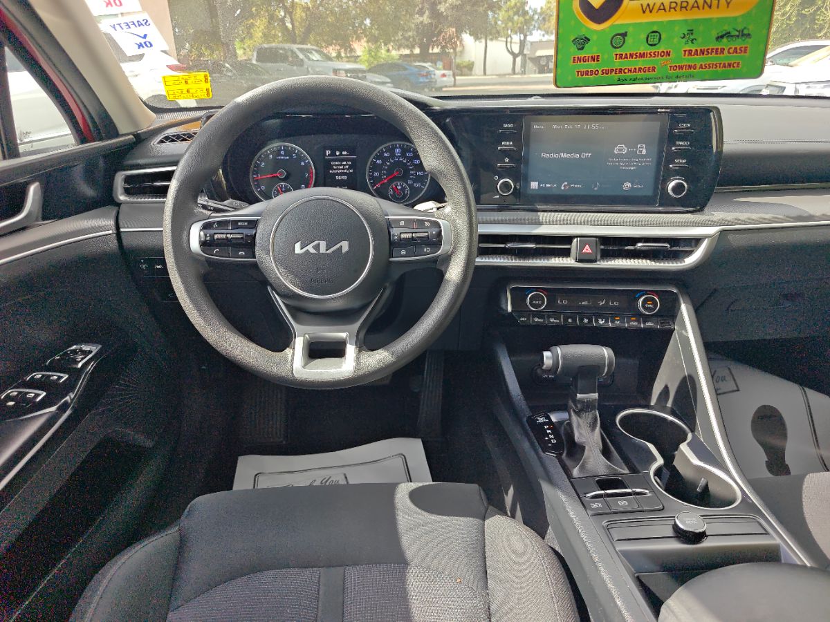 Kia K5 photo 20