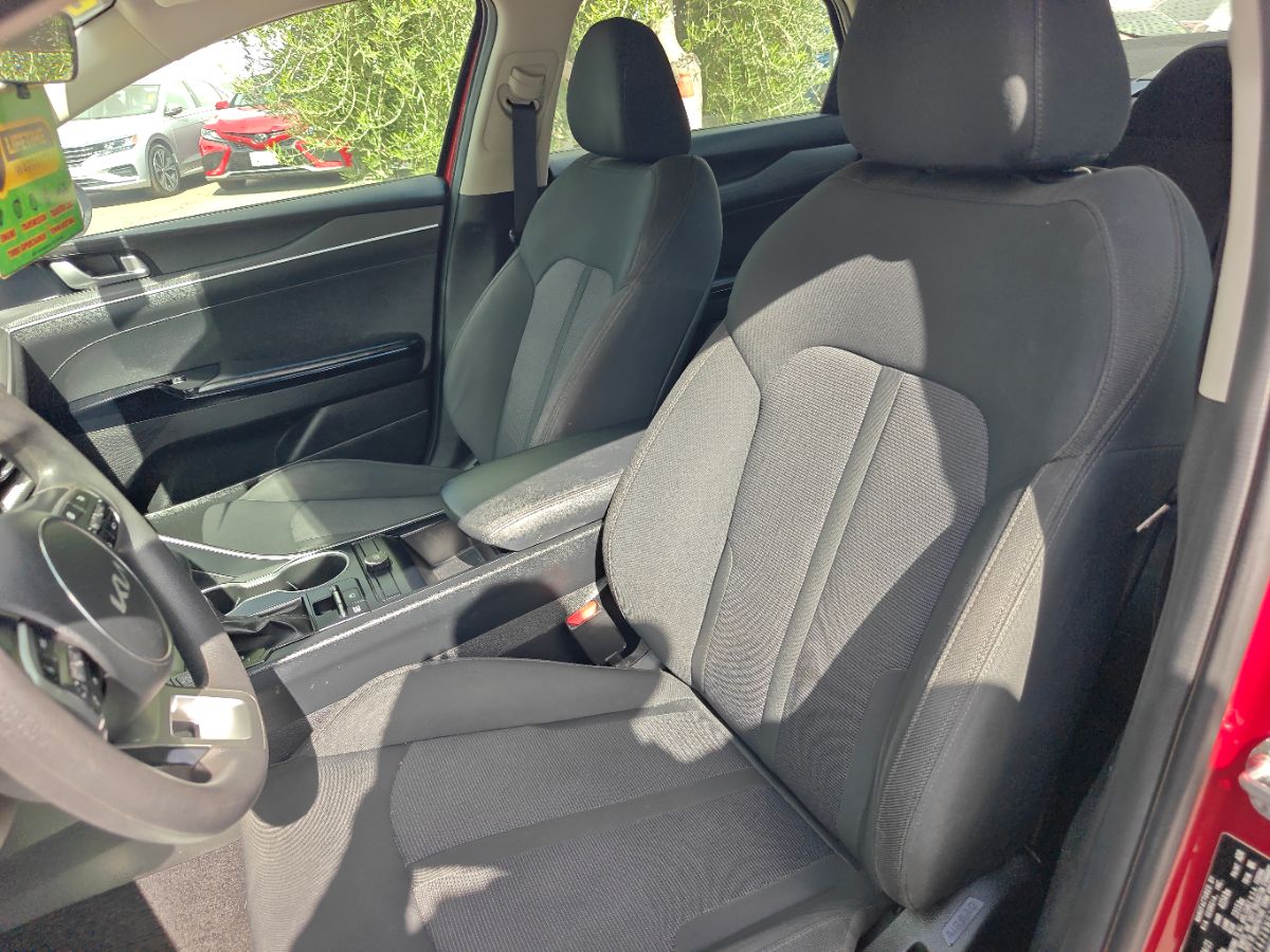 Kia K5 photo 22