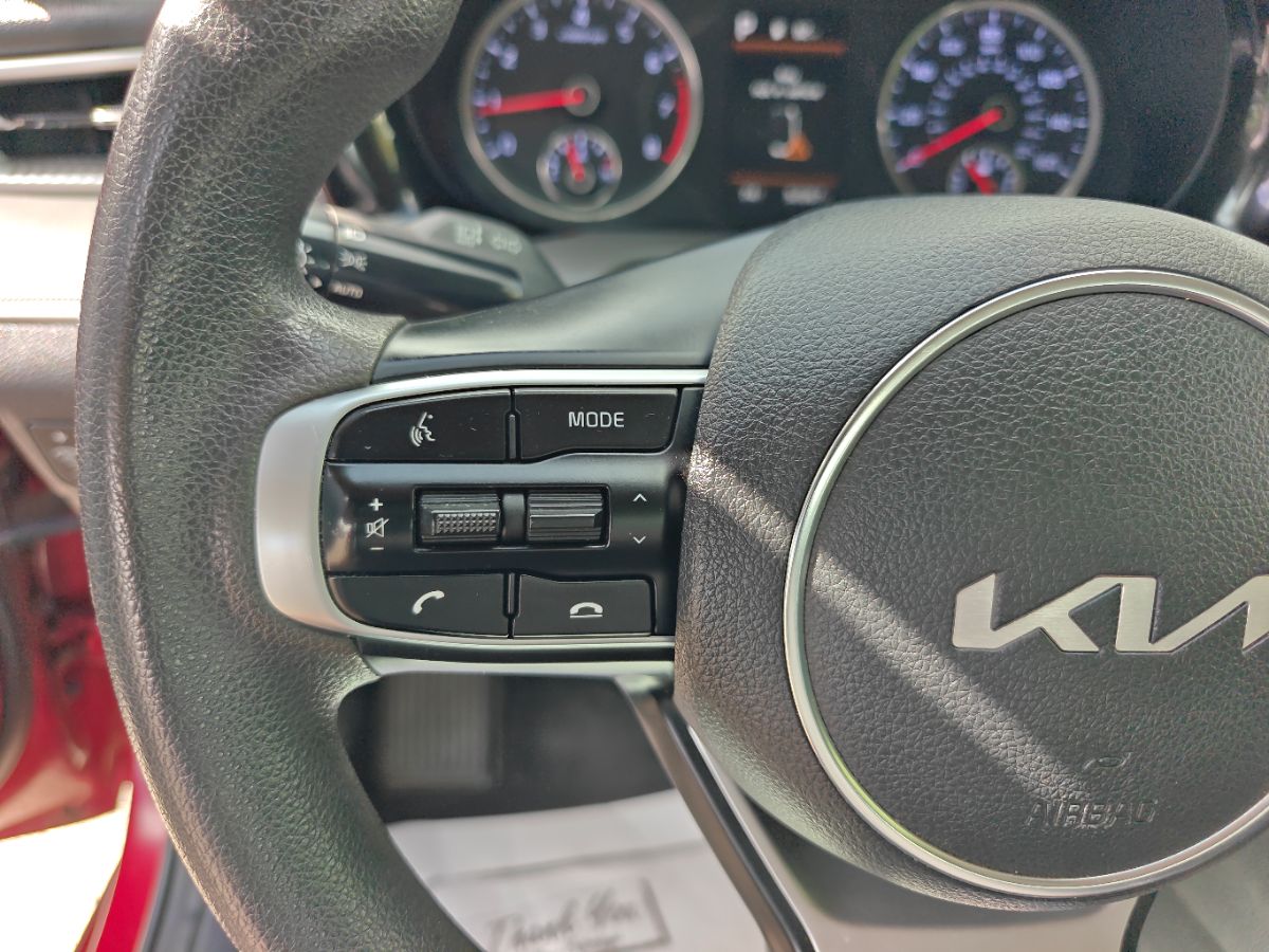 Kia K5 photo 25