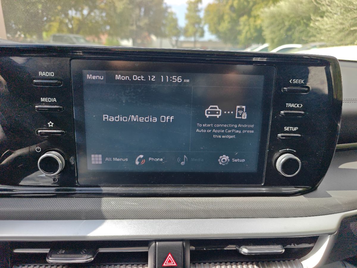 Kia K5 photo 29