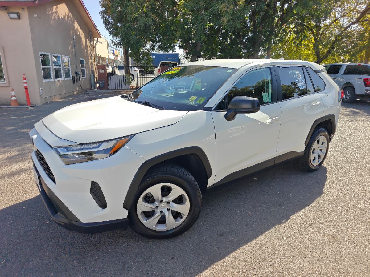 Toyota RAV4 photo 5