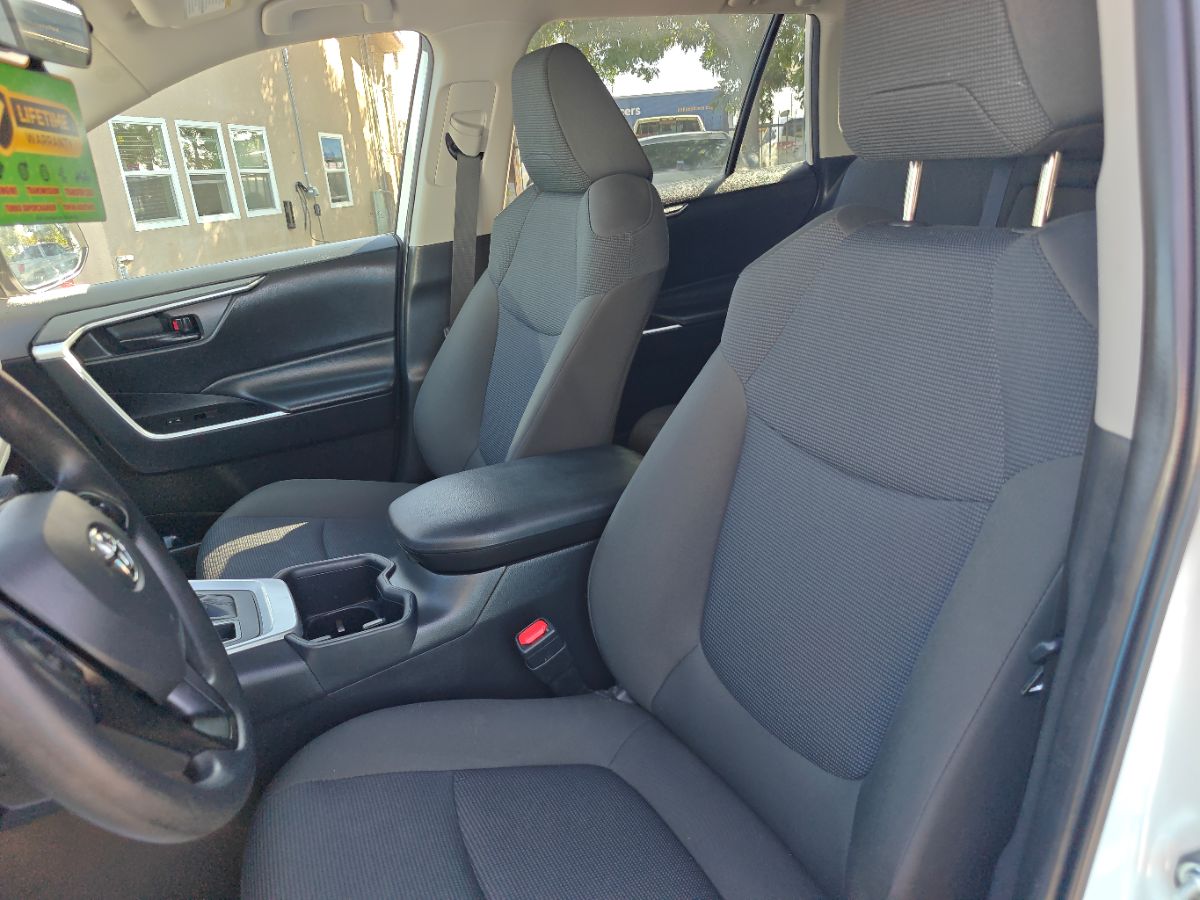 Toyota RAV4 photo 22