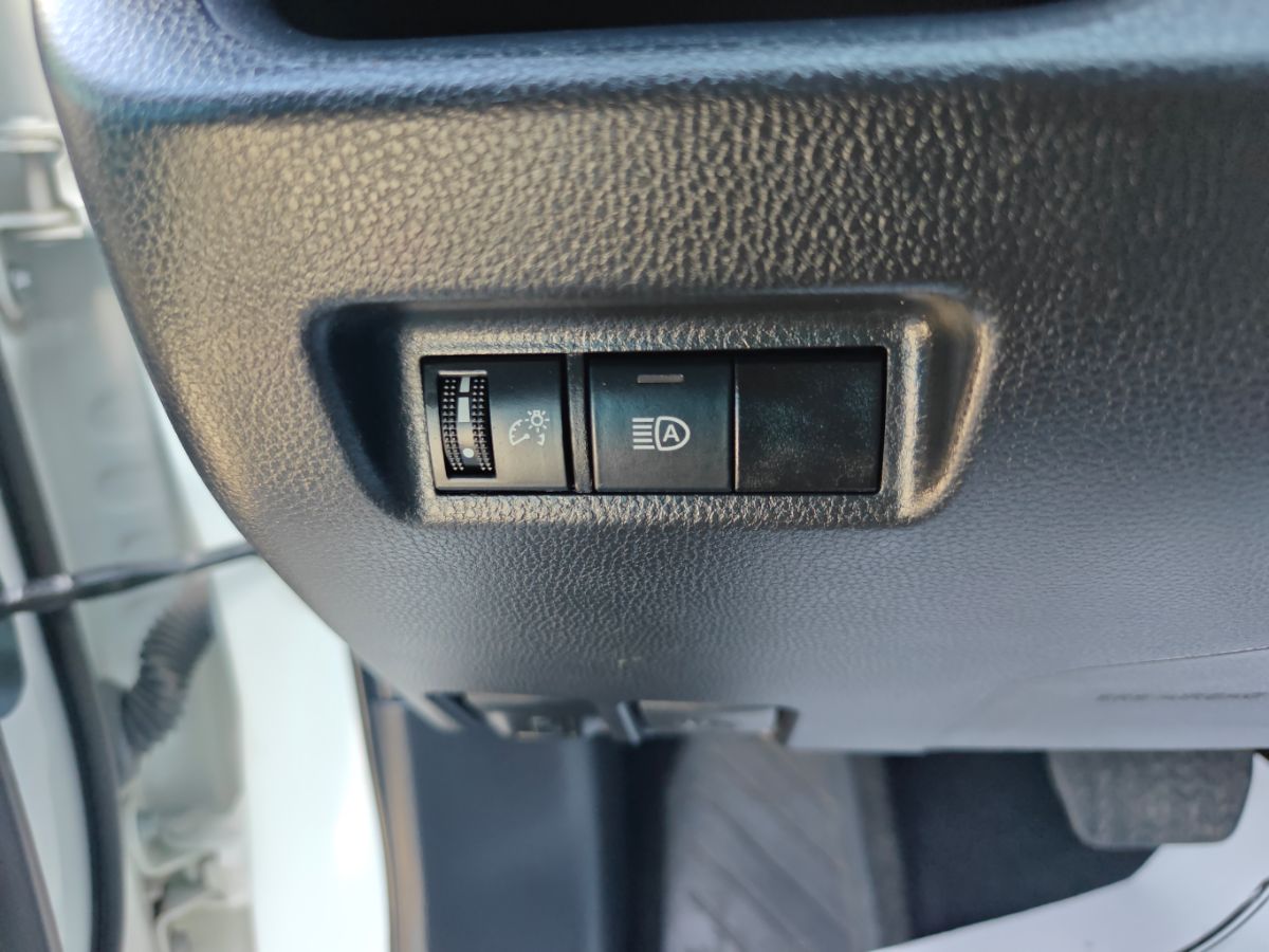 Toyota RAV4 photo 24
