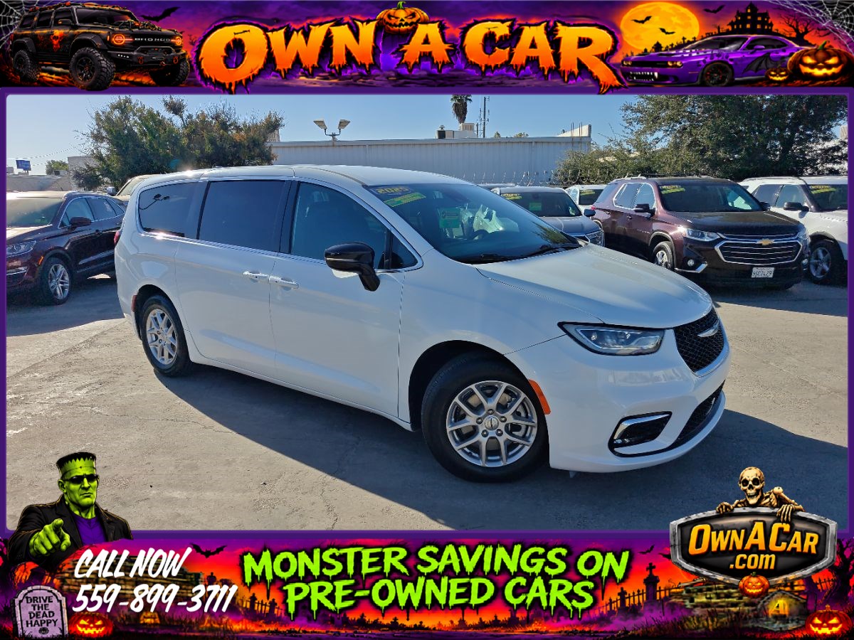 2025 Chrysler Pacifica Select