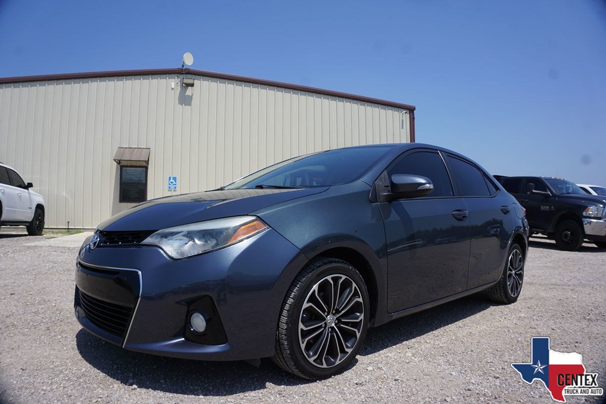 2016 Toyota COROLLA S LEATHER, LOW MILES, CLEAN