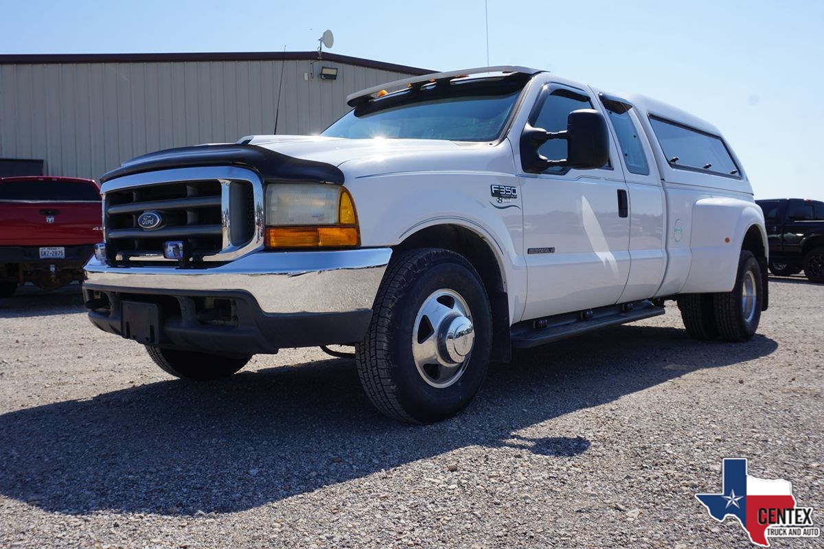 2000 Ford F350 DRW 7.3 DIESEL LOW MILES 5 SPEED