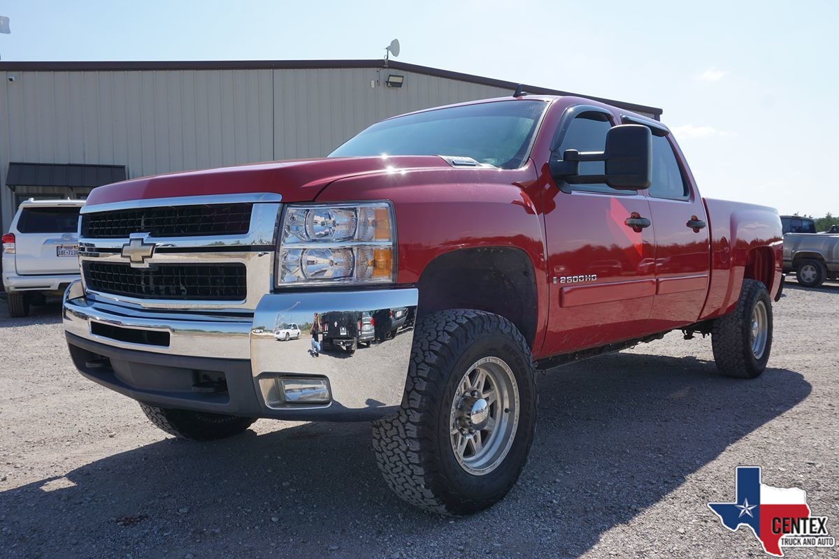 2007 Chevrolet SILVERADO 2500 DIESEL, 4X4, LEATHER!