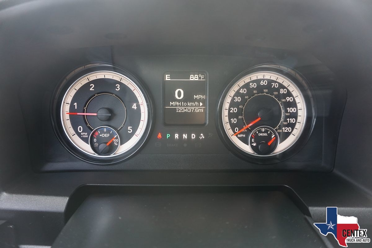 2018 Ram 2500 SLT photo 23
