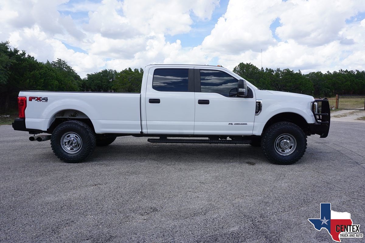 2018 Ford F-350 XL photo 9