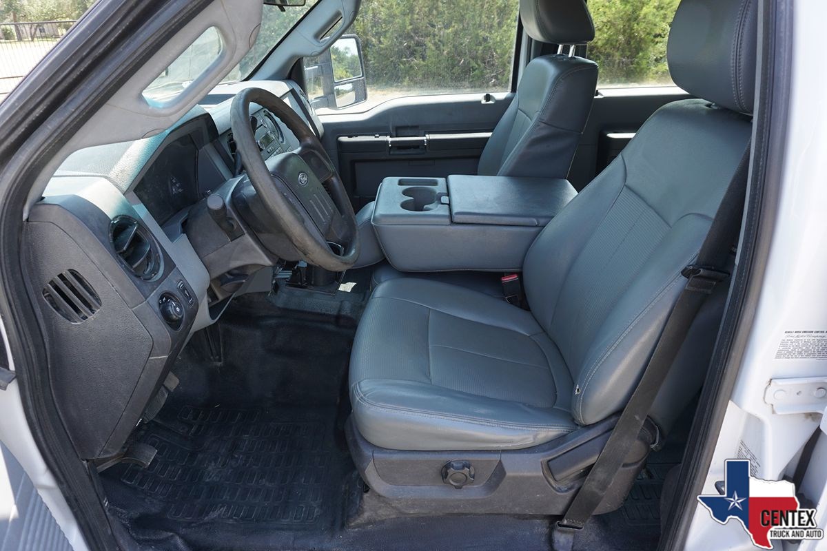 2013 Ford F-350 XL photo 13