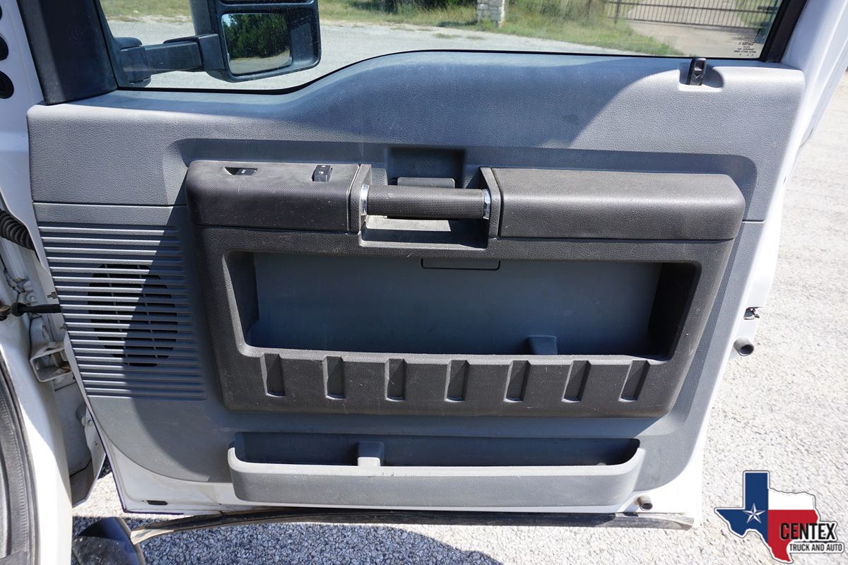 2013 Ford F-350 Super Duty XL - Photo 19