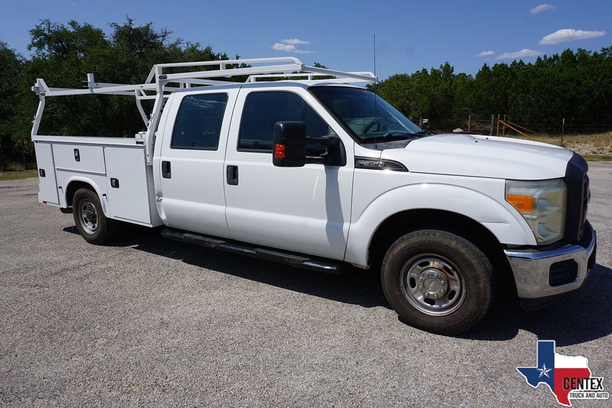 2013 Ford F-350 XL photo 9