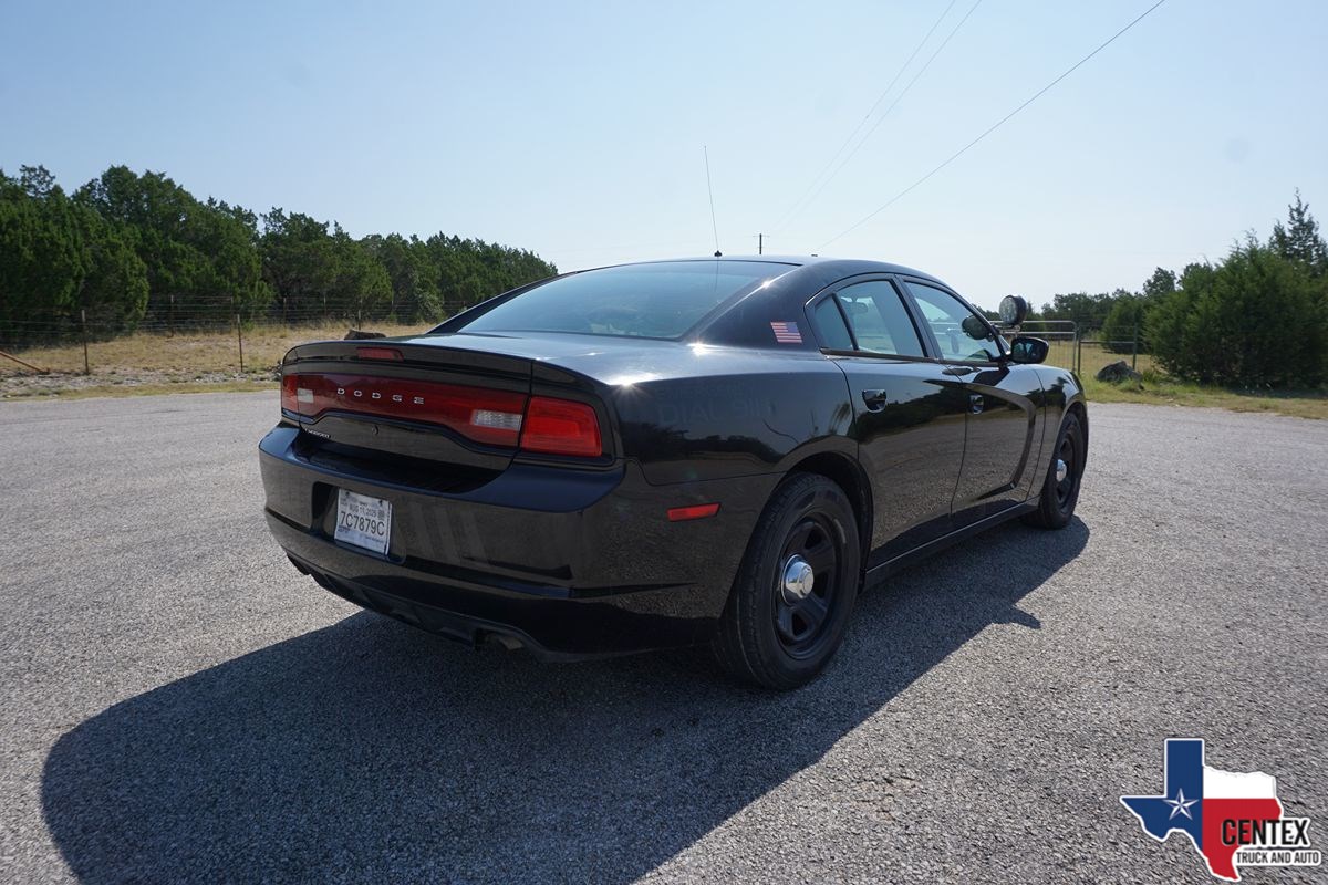 2014 Dodge Charger photo 7