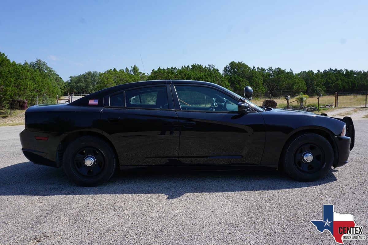 2014 Dodge Charger photo 9