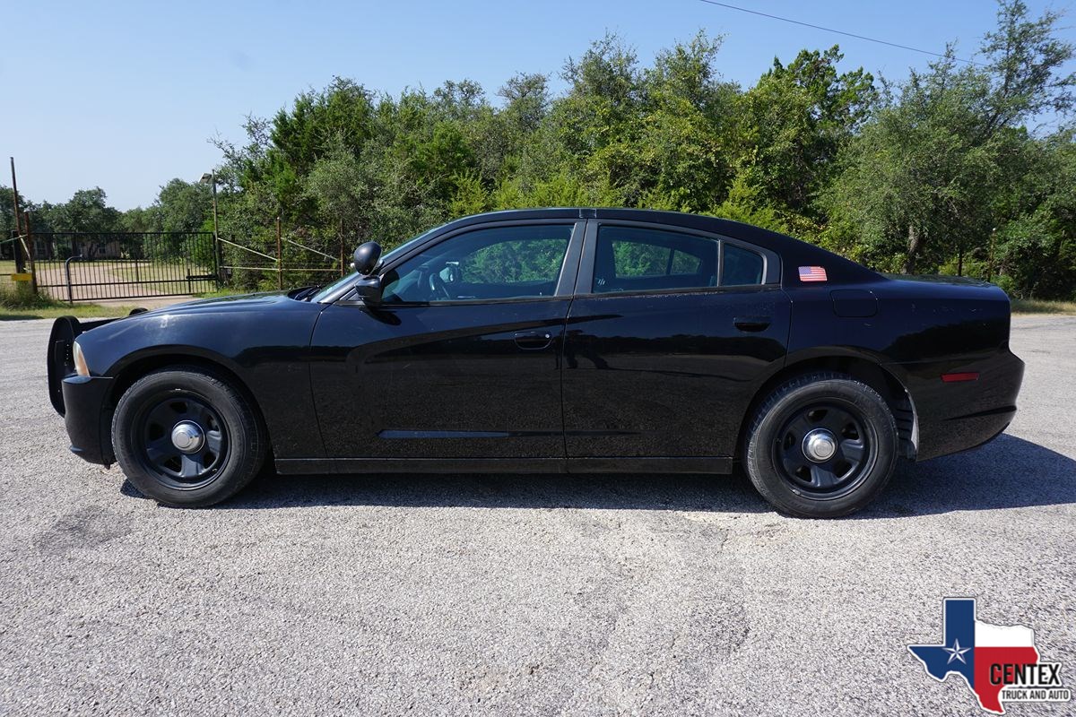 2014 Dodge Charger photo 3
