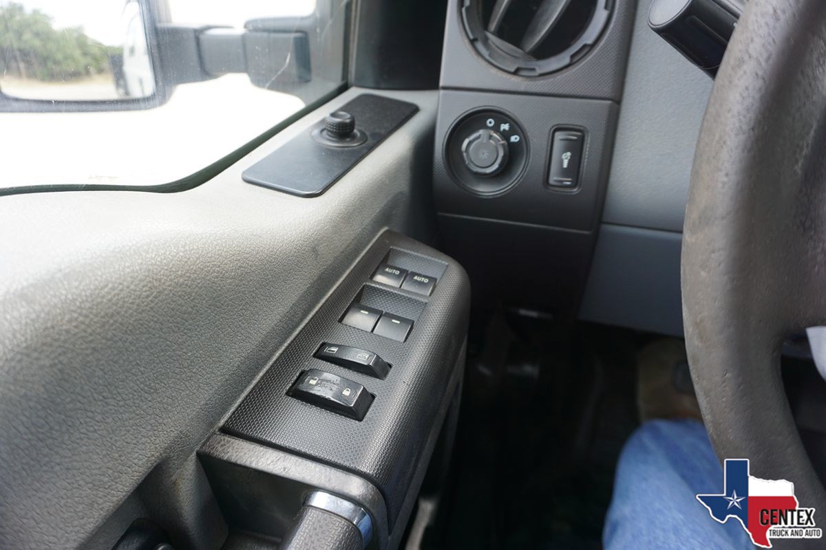 2014 Ford F-350 XL photo 20