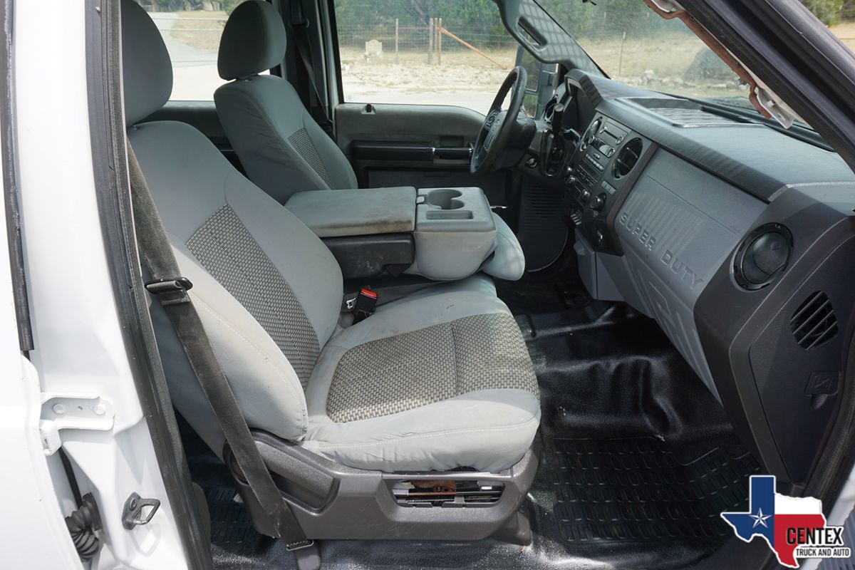 2014 Ford F-350 XL photo 16