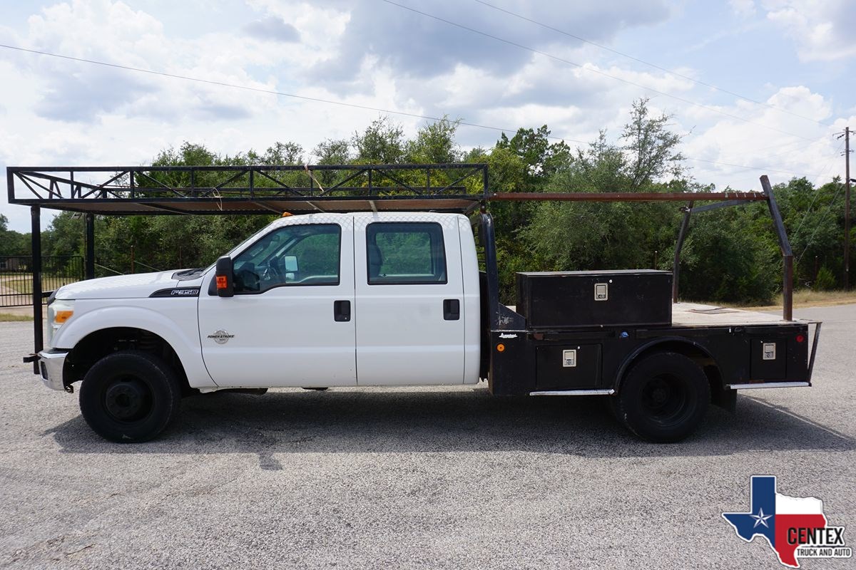 2014 Ford F-350 XL photo 2