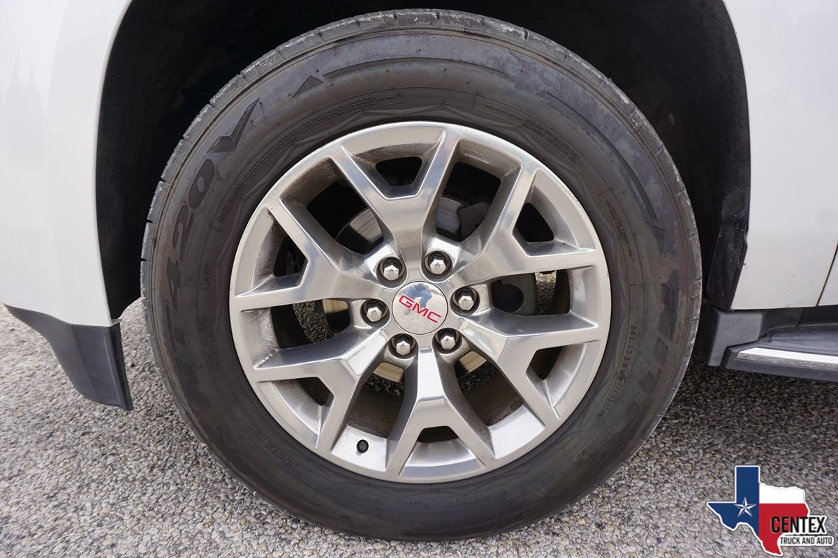 GMC Yukon photo 27