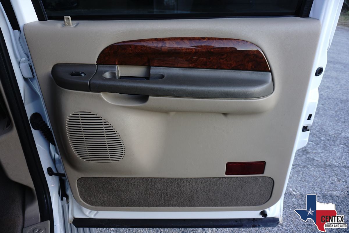 2002 Ford Excursion Limited - Photo 18