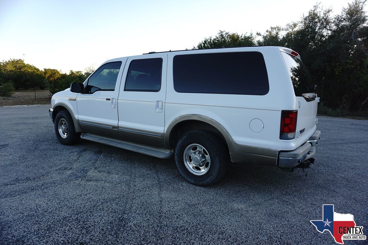 2002 Ford Excursion Limited - Photo 4