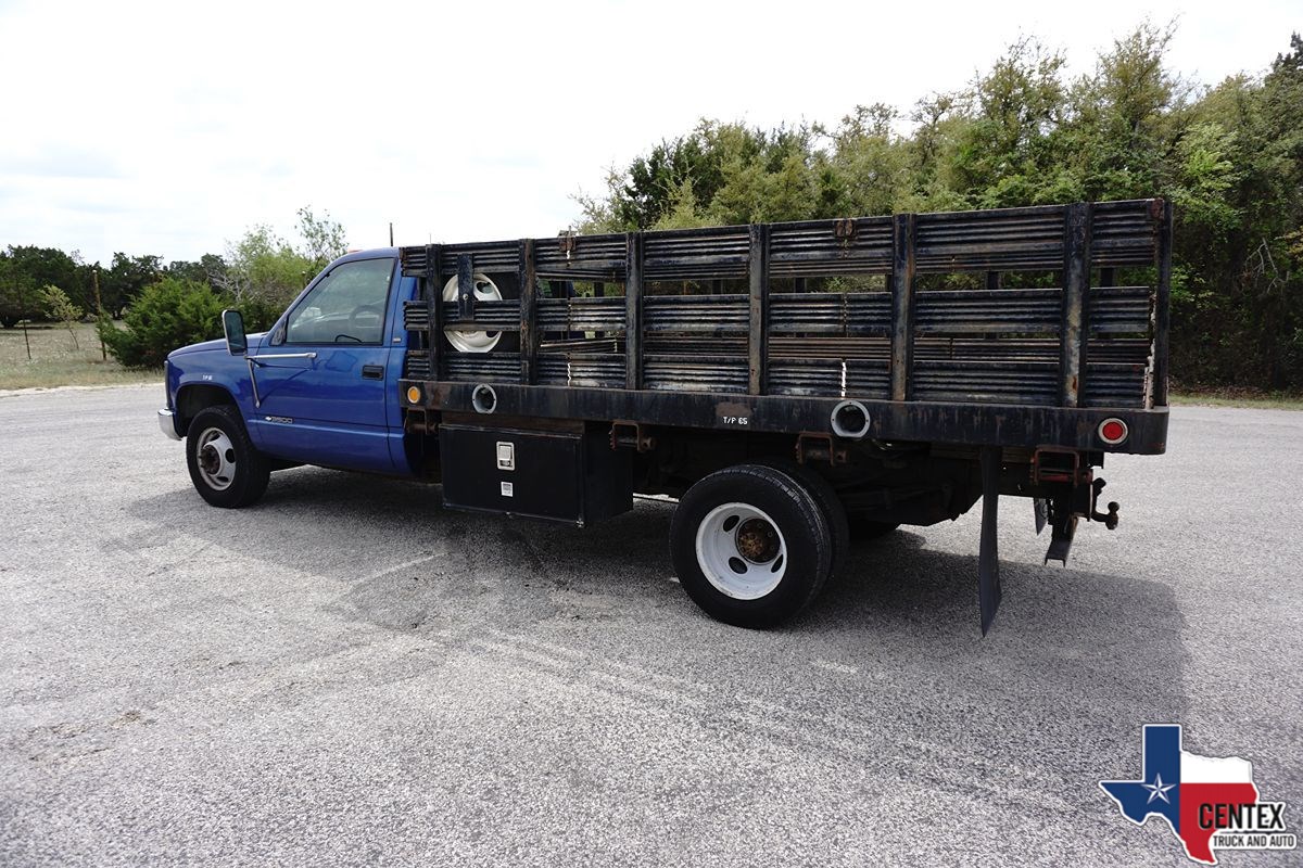 1997 Chevrolet C3500 CHEYENNE - Photo 4