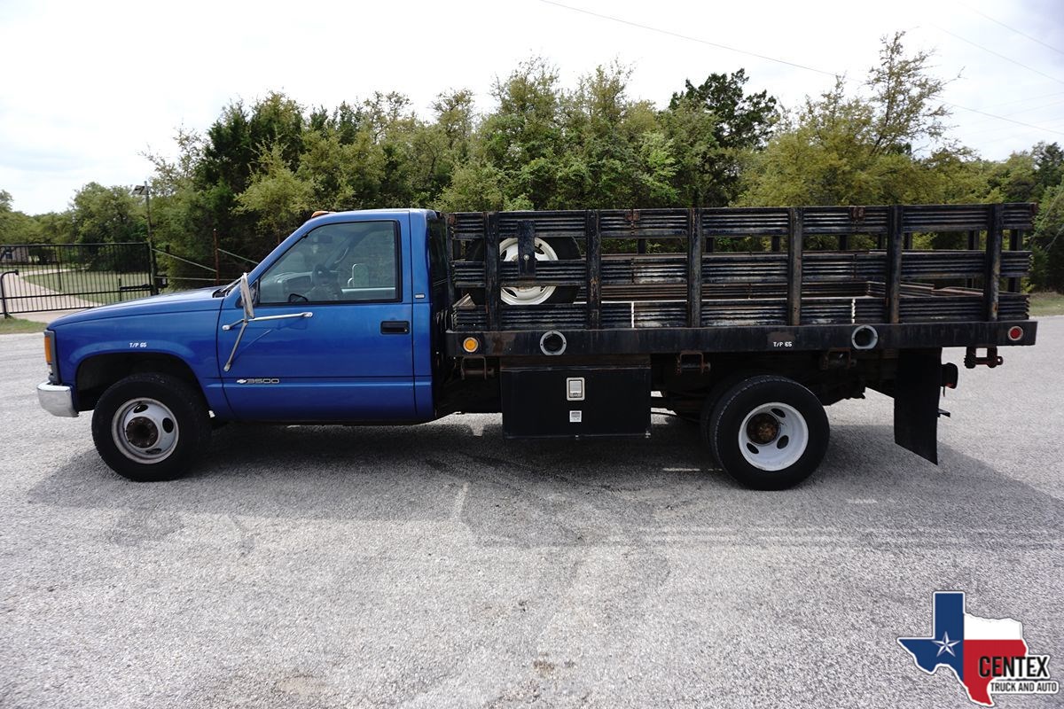 1997 Chevrolet C3500 CHEYENNE - Photo 3