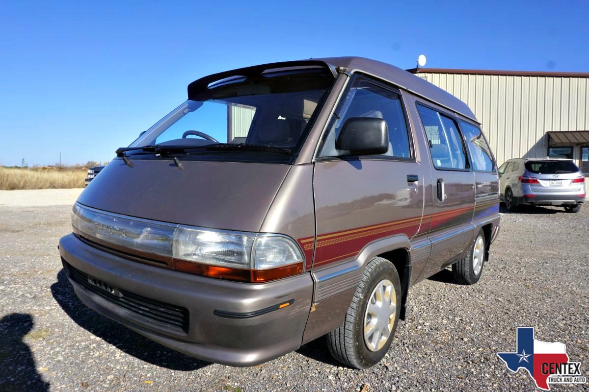 Sold 1989 Toyota TOWN ACE DIESEL JDM MANUAL RIGHT HAND DRIVE in