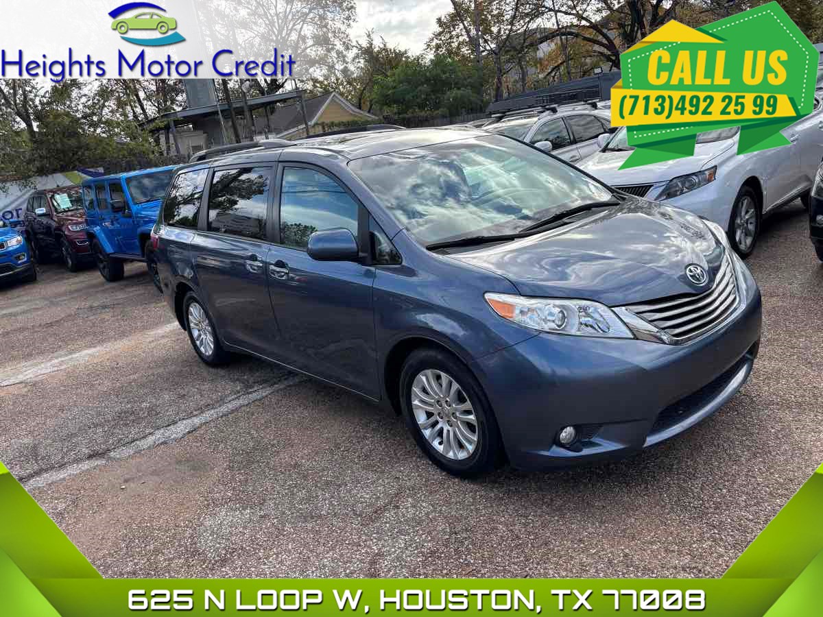 2016 Toyota Sienna XLE