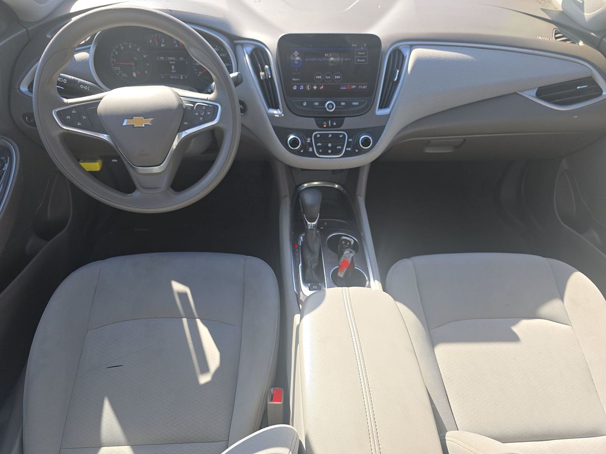 2022 Chevrolet Malibu 1LT photo 9