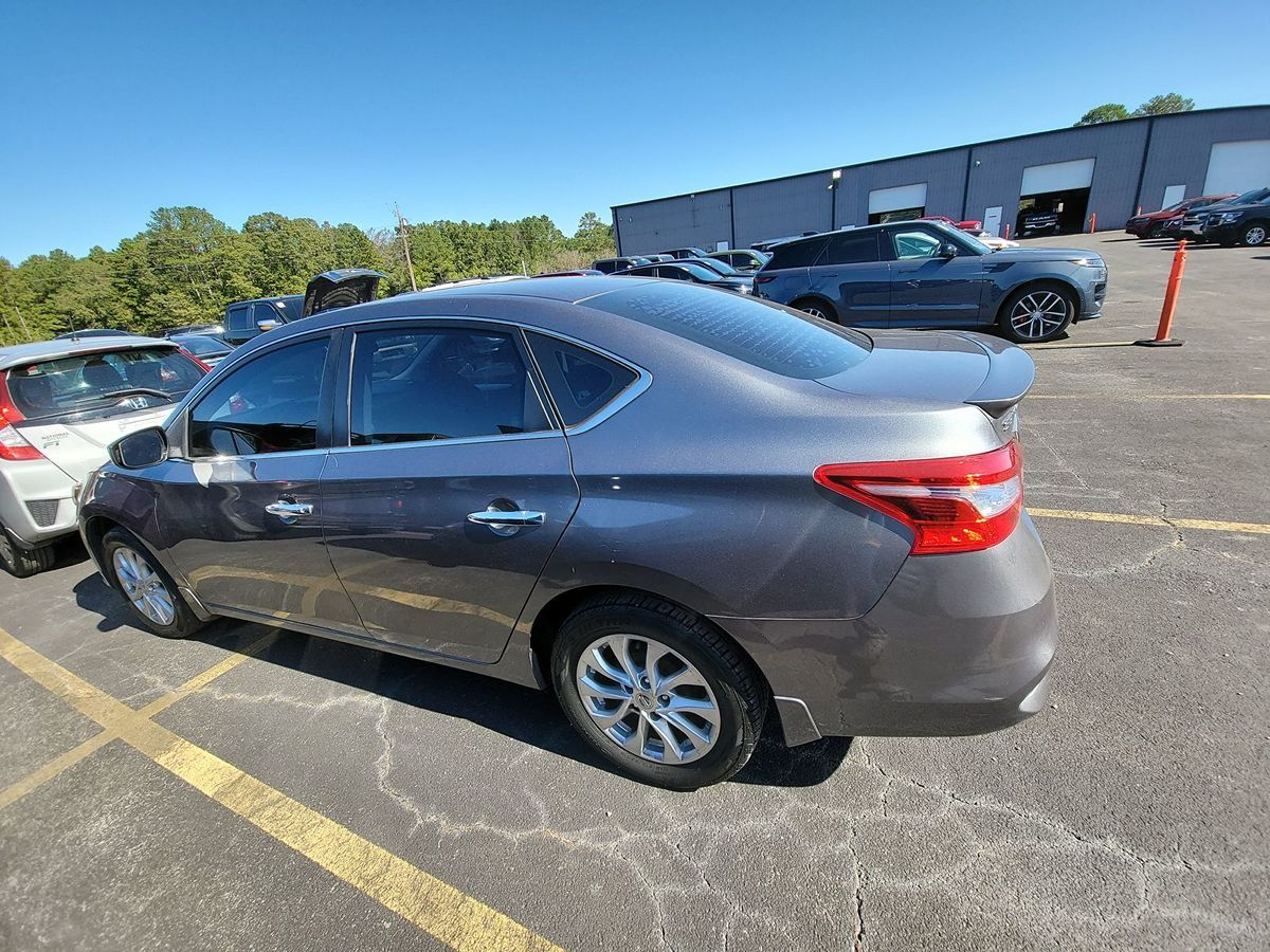 2017 Nissan Sentra S photo 4