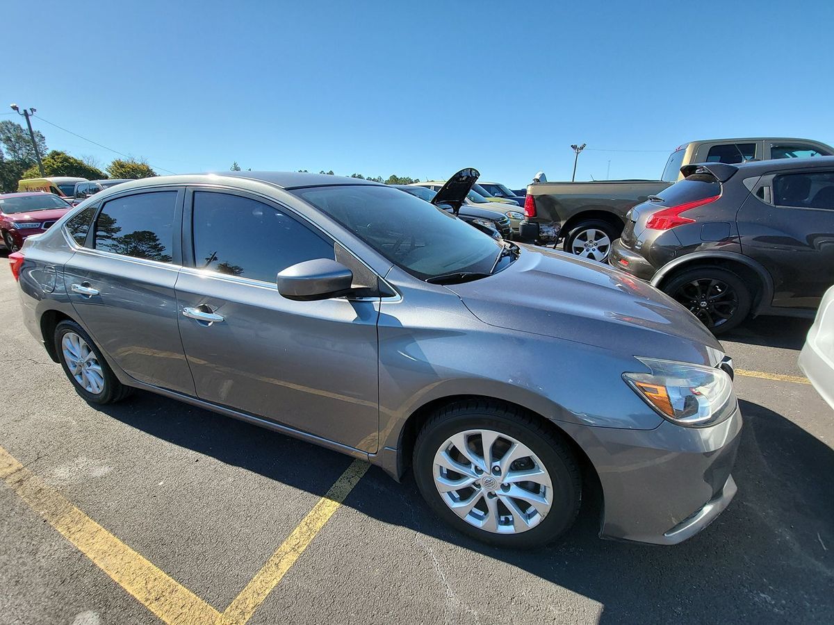 2017 Nissan Sentra S photo 6