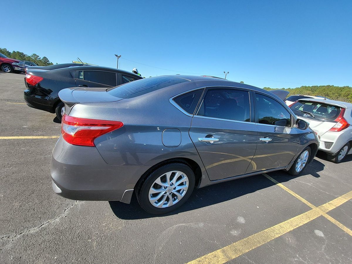 2017 Nissan Sentra S photo 7