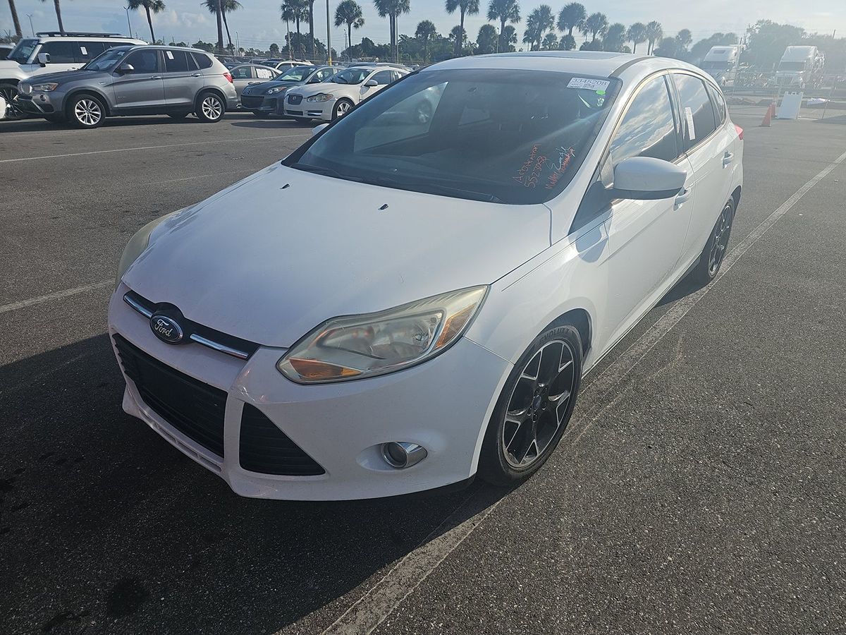 2012 Ford Focus SE photo 6