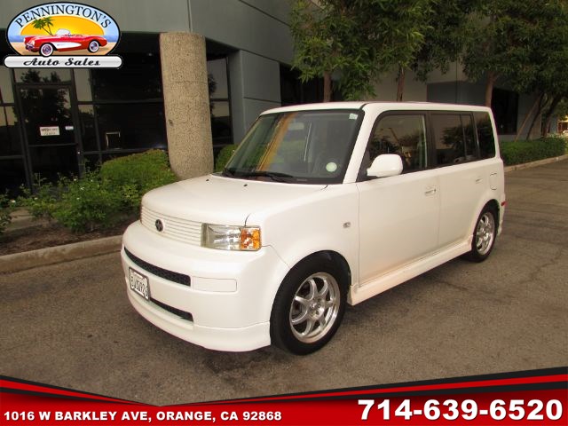 2005 Scion xB 