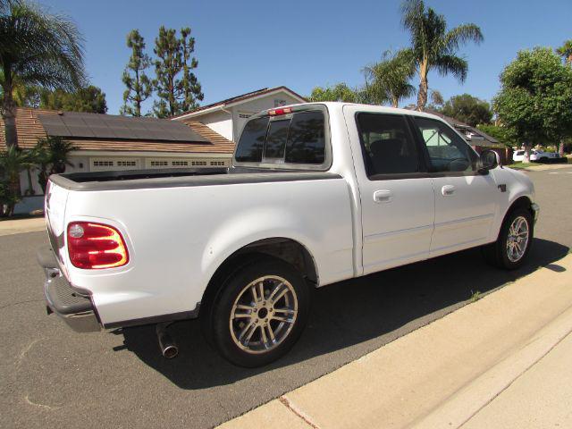 2003 Ford F-150 XLT photo 4