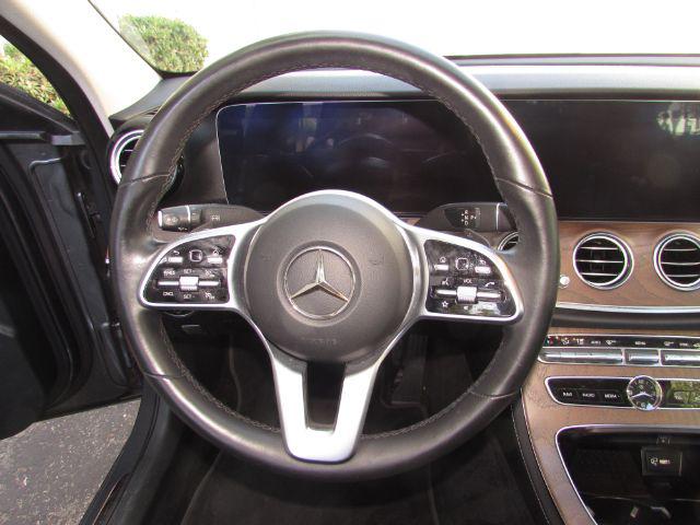 2020 Mercedes Benz E 350 photo 12