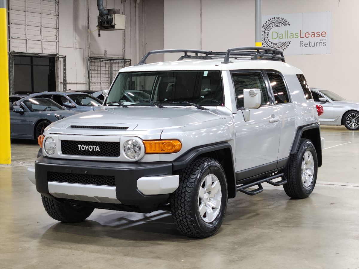 Sold 2008 Toyota FJ Cruiser in Dallas